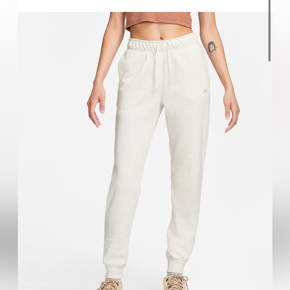 Nike fleece joggers
